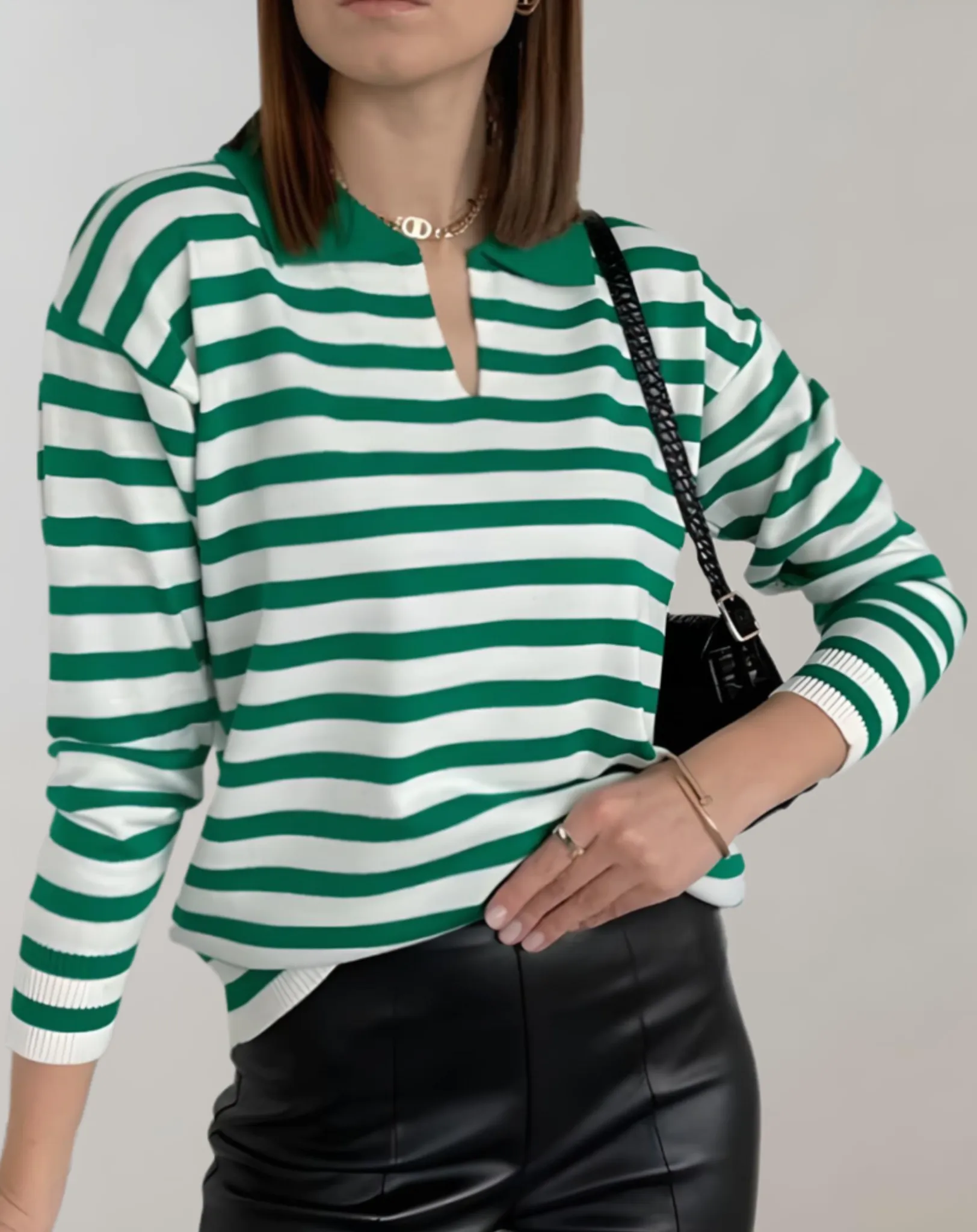 Janice - Stylish and Comfortable Oversize Striped Women's Round Neck Sweater