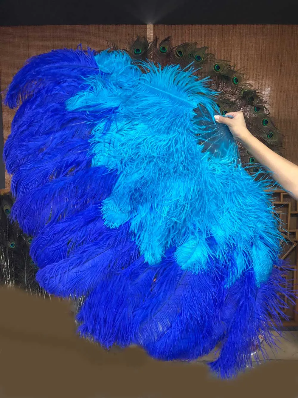 Mix blue & royal blue XL 2 Layer Ostrich Feather Fan 34''x 60'' with Travel leather Bag