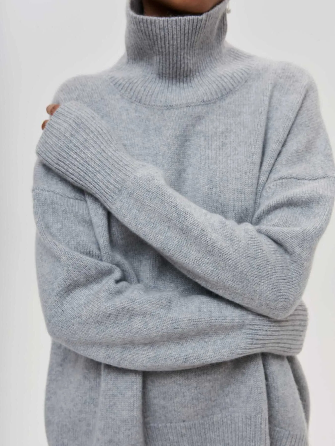 Simple Loose Turtleneck Long Sleeve Sweater